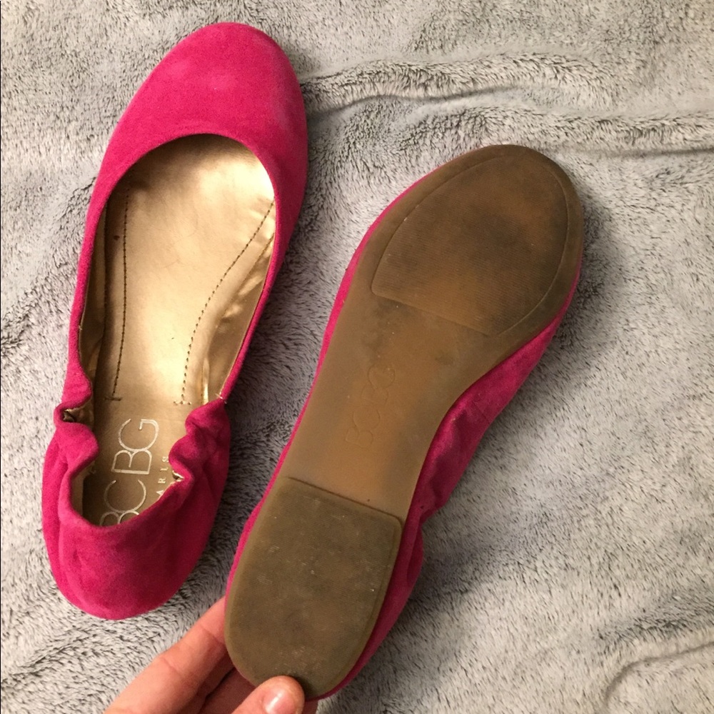 Shoes - Picture 2 of 4